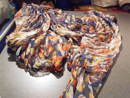 Schal bunt, blau/weiss/gelb/orange
