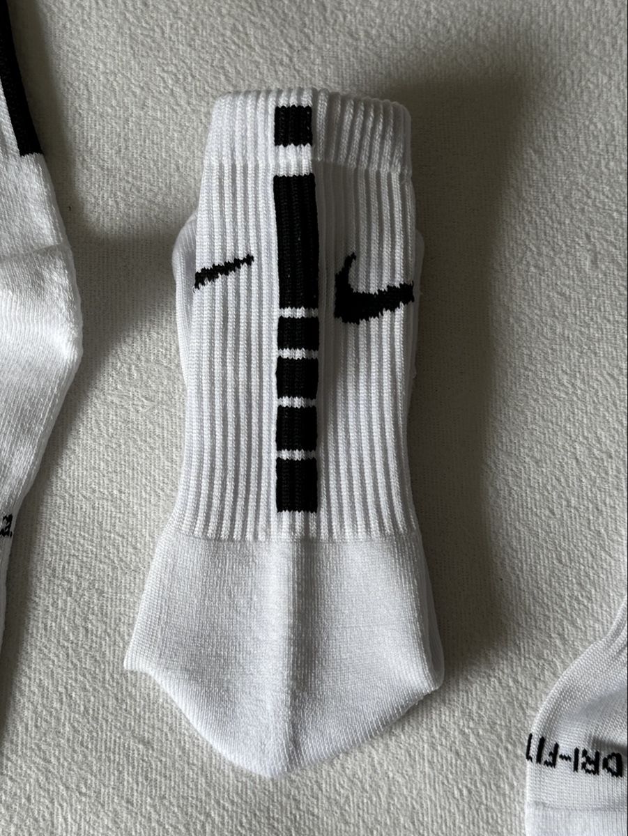 Nike Chaussettes: Nike und NBA Socken G 42-44 – Neuf avec emballage d'origine à Maienfeld par tobeyl2020 3