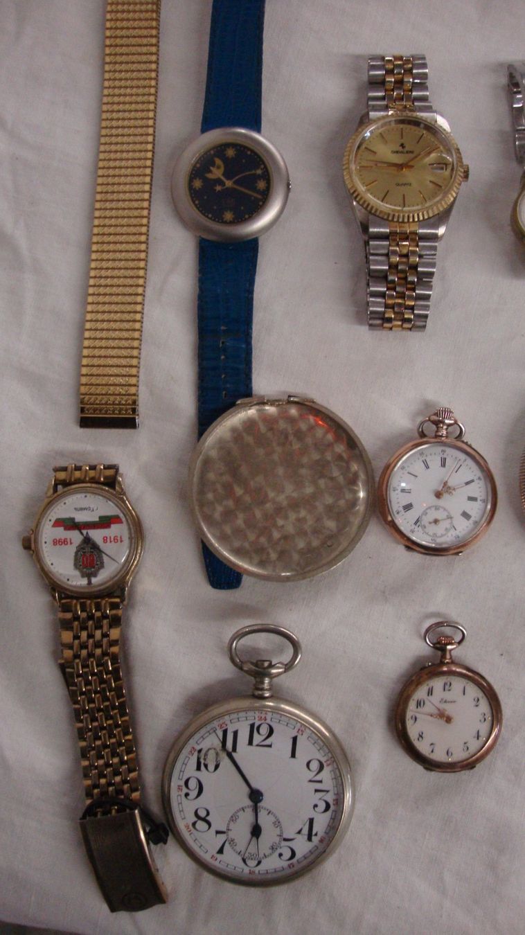 Orologi: Uhrenlot – Difettoso da Mollis venduto da Seestern 1