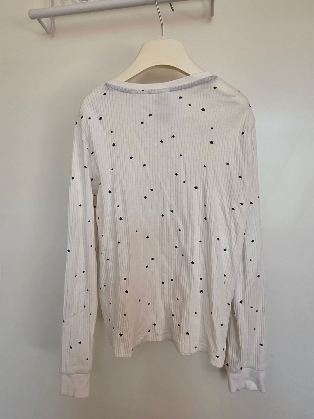 H&M Pigiama & Simili: Pyjama weiss mit Sternen Gr. 134/140 – Usato da Zürich venduto da Pemberleys 1