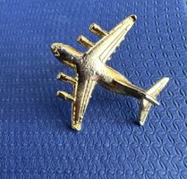 Flugzeug Anstecknadel /Pin, Goldfarben