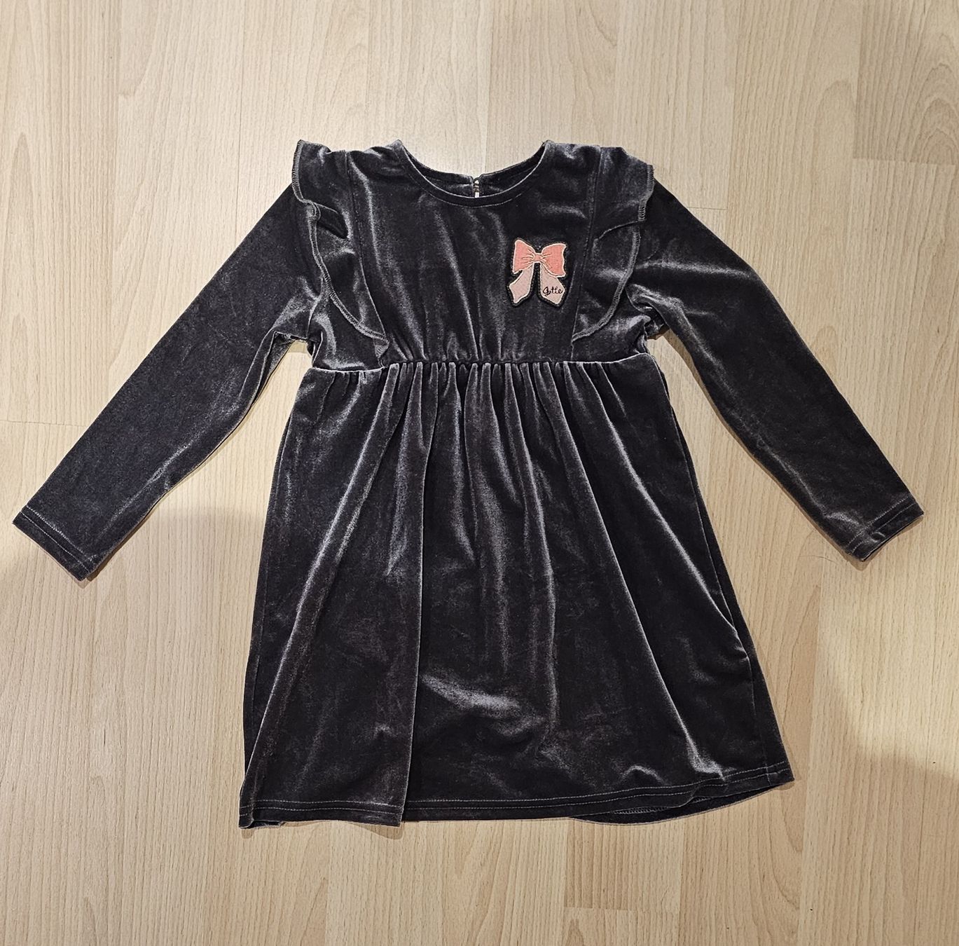Kleider & Röcke: Hübsches Kinder- Samtkleid von Jette – Neu (gemäss Beschreibung) aus Fehraltorf von Sumin