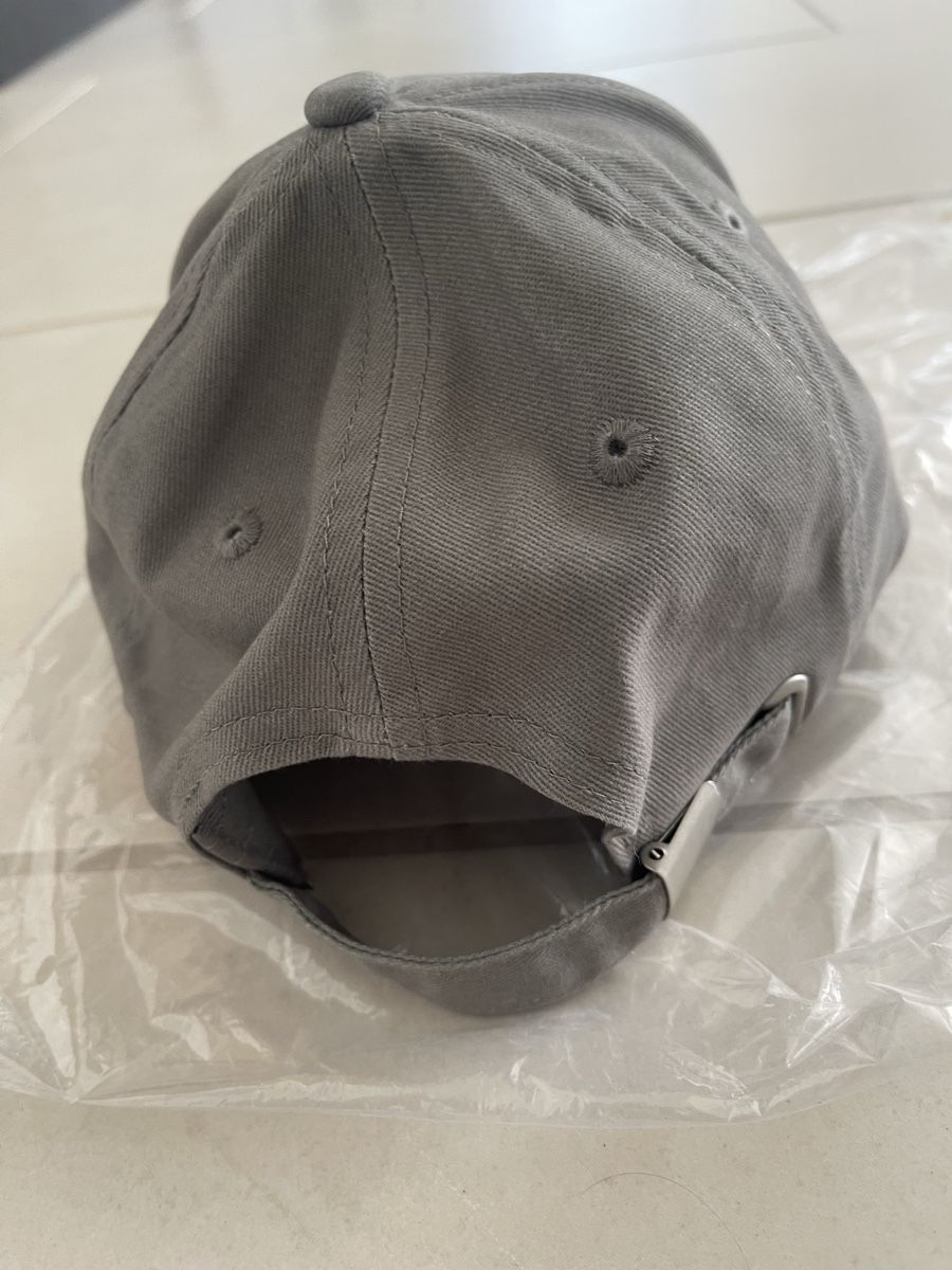 Chapeaux, bonnets & casquettes: Blvck Cap in Grau – Neuf avec emballage d'origine à Bassersdorf par Sandy456 3
