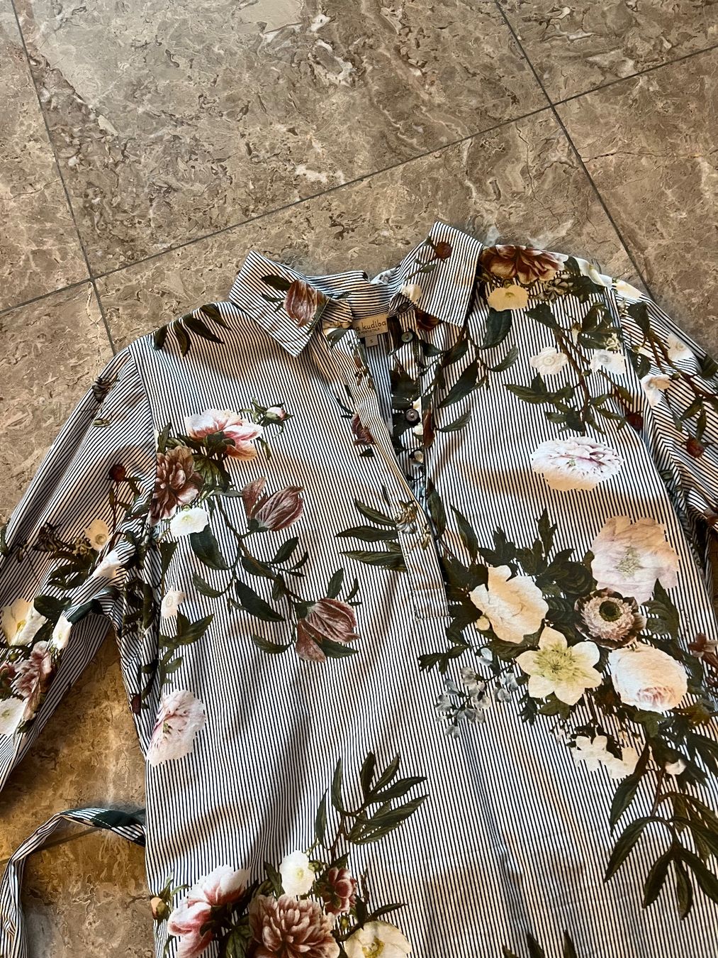 Vestiti: Kleid von dea kudibal – Usato da Zürich venduto da pizzobeatrice 1