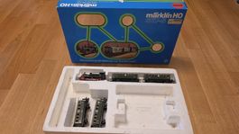 Märklin altes Starterset mit Dampflok und Wagen