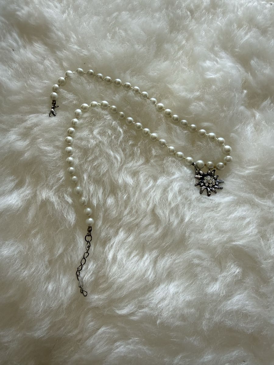 Catenine: Dirndl Kette / Perlenkette / Edelweiss – Usato da Olten venduto da ale_nb2x 5
