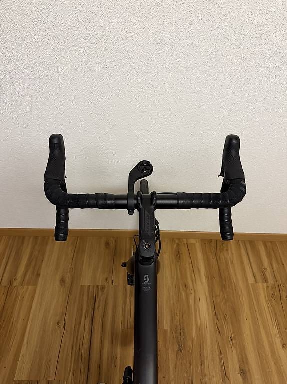 Biciclette: Scott Addict SE Disc Rennrad – Usato da Unterschächen venduto da Silvankempf 2