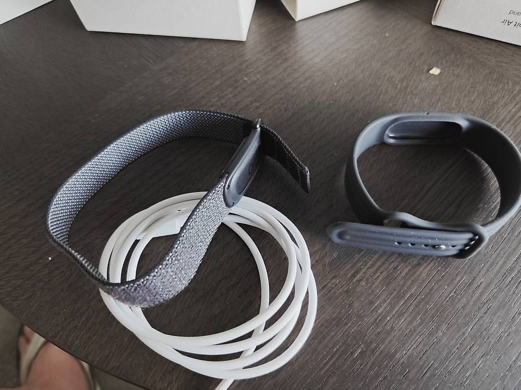 Smartwatch: Google Fitbit Air mit Original Active Band Large – Gebraucht aus Zürich von tobigs 1