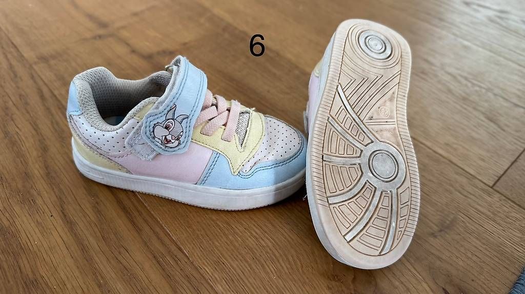 Scarpe per ragazze: Diverse Schuhe Gr.23 – Usato da Schafisheim venduto da amey8