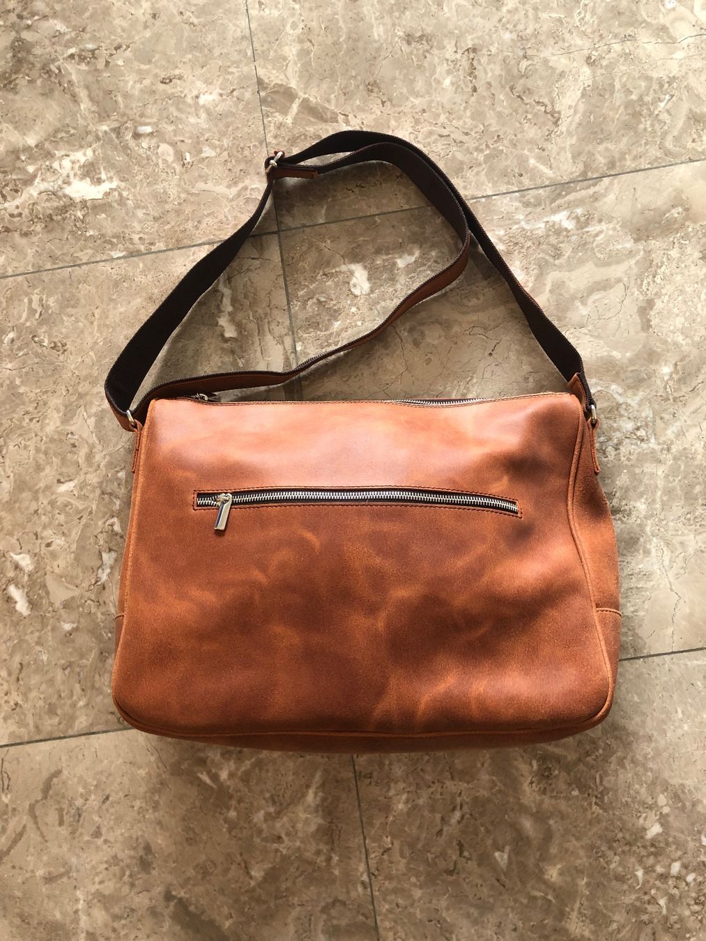 Borse da donna: Leder Tasche – Nuovo (secondo la descrizione) da Zürich venduto da pizzobeatrice 5