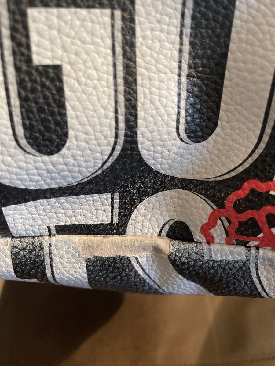 Guess Zaini: Guess Rucksack – Usato da Bülach venduto da Mimpf 5