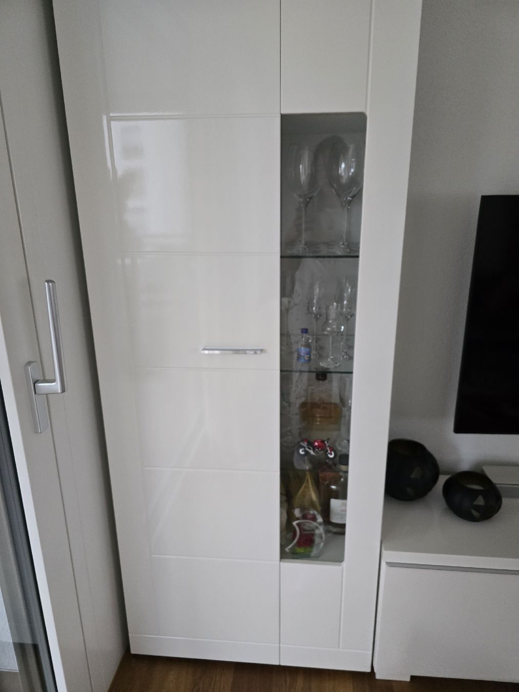 TV Möbel: Fernseh Möbel und Vitrine – Gebraucht aus Baar von bia_m5xb 6