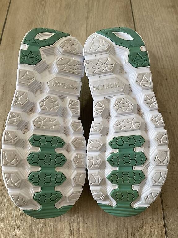 Scarpe da donna: Hoka One One Conquest 2 (W) taille 40 – Usato da Colombier NE venduto da Nikkon 4