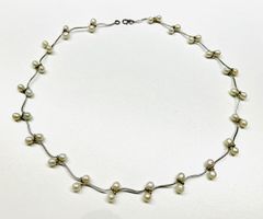 Silberhalskette mit Perlen, elegant & zeitlos!