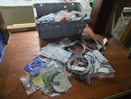 Posten mit diversen geb. und neuen Maschinenteile ab 1.-