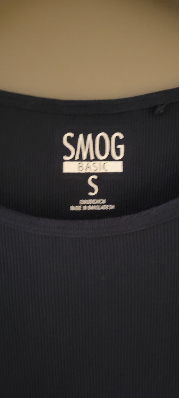 H&M T-shirts: Débardeur bleu marine Smog S – Neuf (Voir description) à Vevey par x_y_f 3