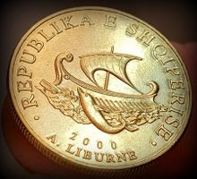 ALBANIEN 20 LEKE 2000 UNZ.