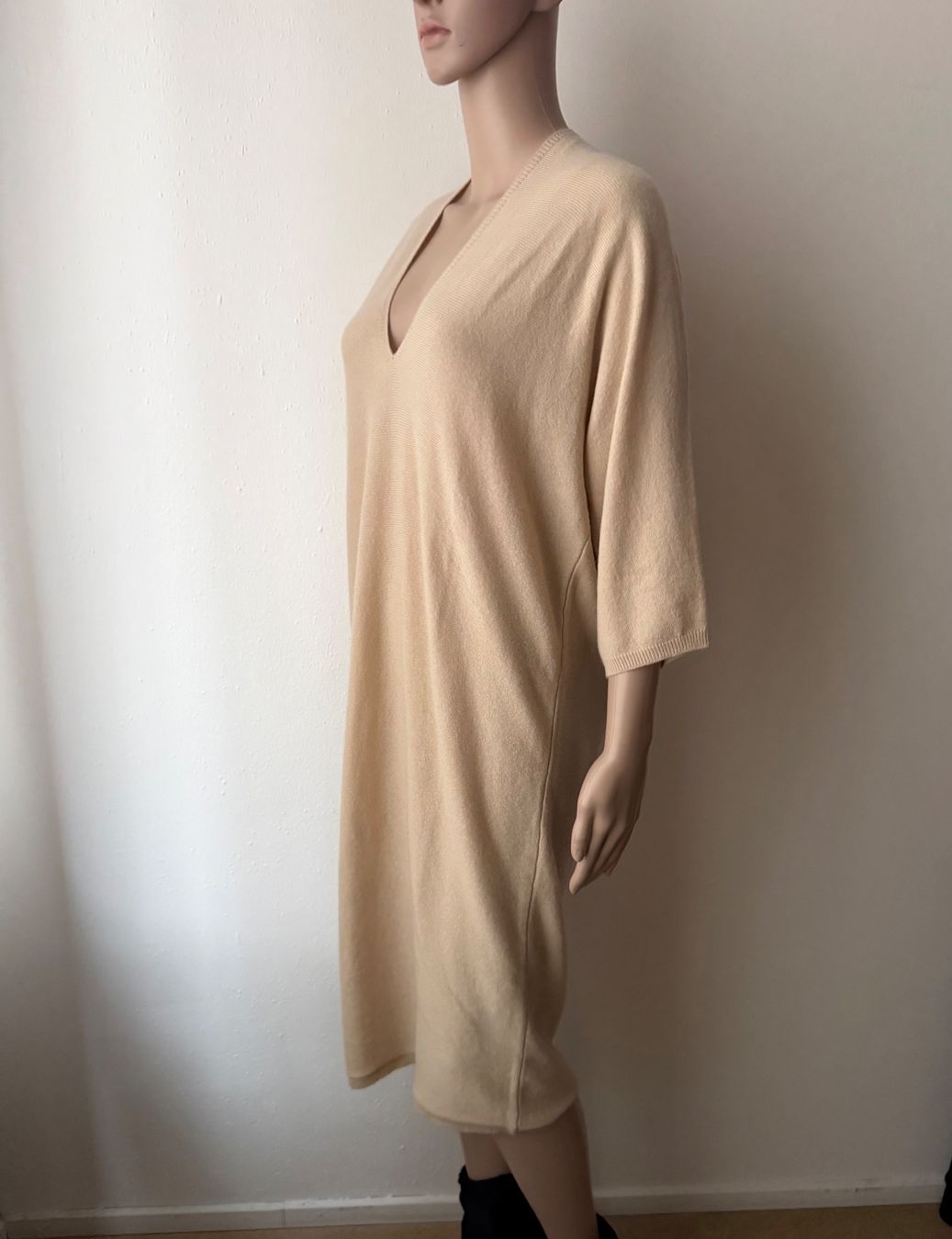 Robes: LALOTTA Kaschmir Kleid – D'occasion à Zürich par ClosetQueen 2