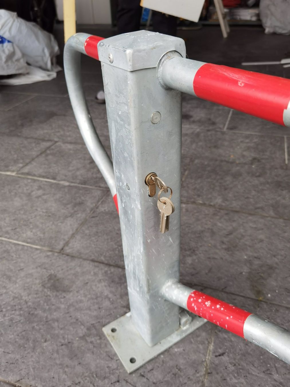 Tous les outils: Parkplatzsperre – Neuf (Voir description) à Wohlen AG par Mikisal 1