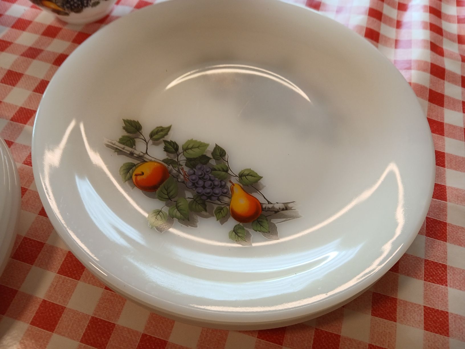 Set di piatti: Geschirrset: Vintage Speiseservice, Obstdekor, 6 Pers. – Usato da Ennetmoos venduto da kch_2tpv 4