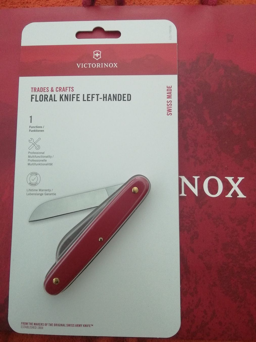 Victorinox Taschenmesser: Viktorinox Pilz oder Blulumenmesser – Neu und originalverpackt aus Fahrweid von Chroni55