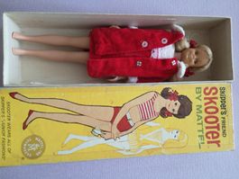 BARBIE VINTAGE SCOOTER PUPPE