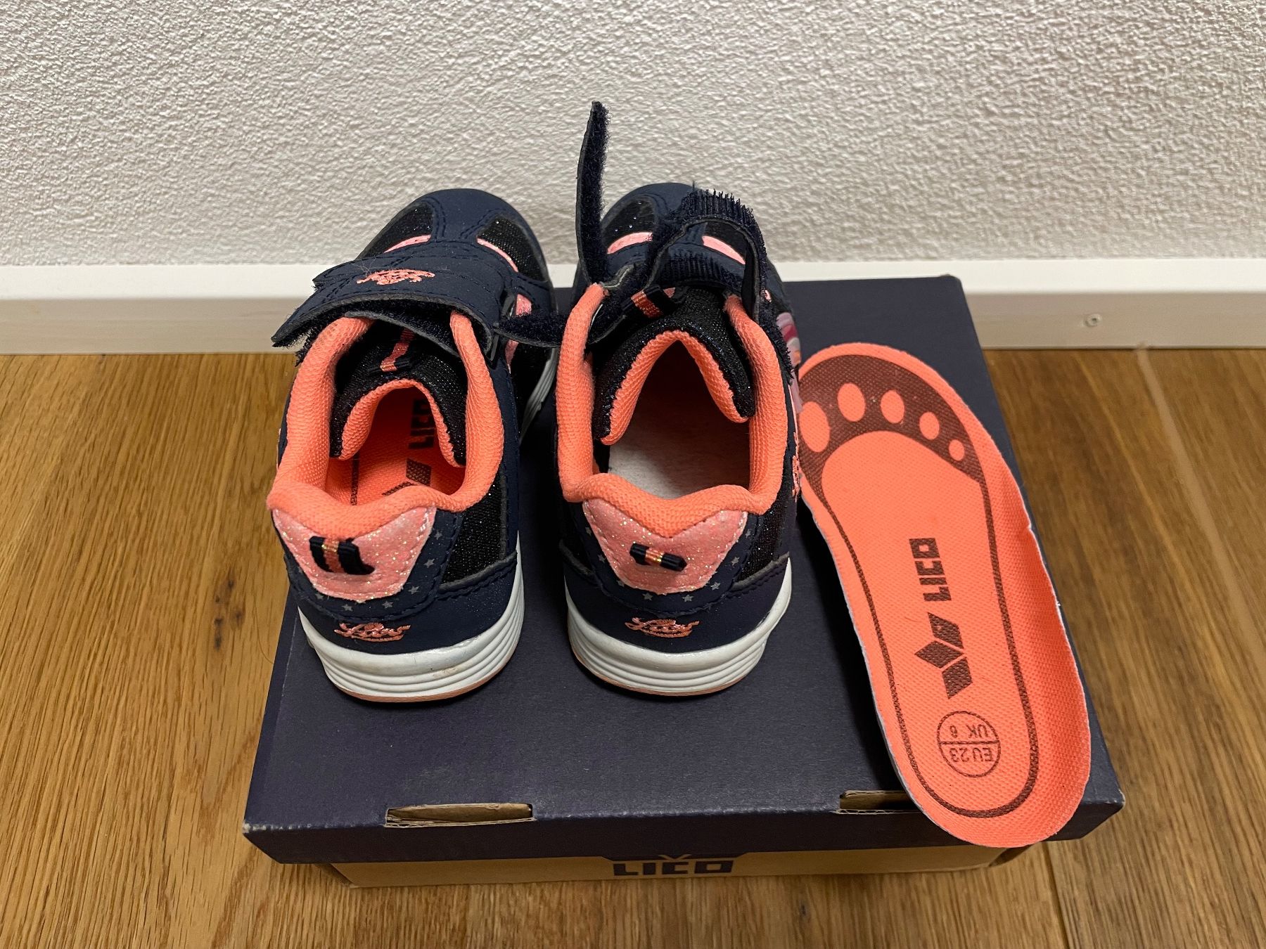 Scarpe per ragazzi: Turnschuh Lico LED Grösse 23 – Nuovo (secondo la descrizione) da Aadorf venduto da Ivory83 3