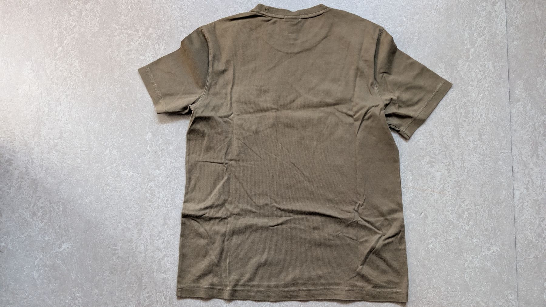Lacoste T-shirt: Lacoste T-Shirt, Grösse L – Nuovo (secondo la descrizione) da Zürich venduto da RavN 1