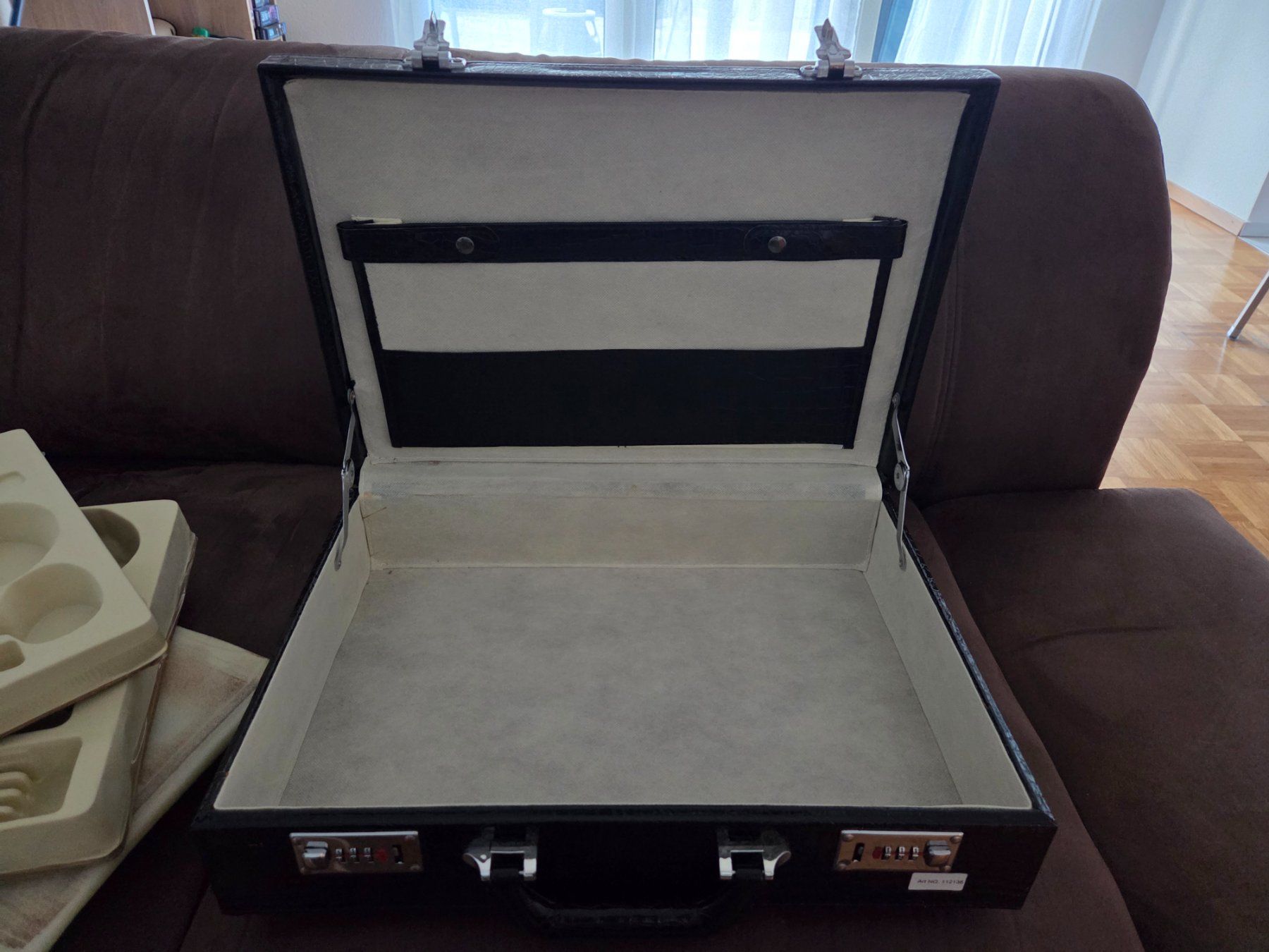 Valises de voyage: Koffer mit Zahlenschloss – D'occasion à Vilters par oOLinkOo 3