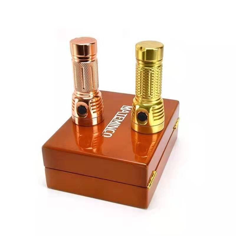 Lampade: Mateminco Kupfer/Messing MT07 Limited Edition Geschenkset – Usato da Arbon venduto da Helmuth 3