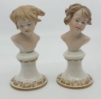 2 antike Porzellanfiguren, Büsten Junge und Mädchen gemarkt