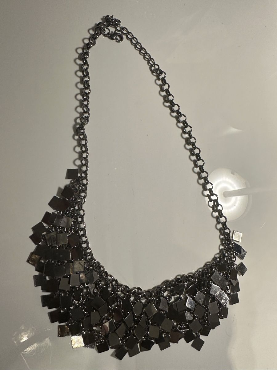 Ketten: Elegante Hals Kette silber glänzend Plättchen – Gebraucht aus Gelterkinden von Aischas 1
