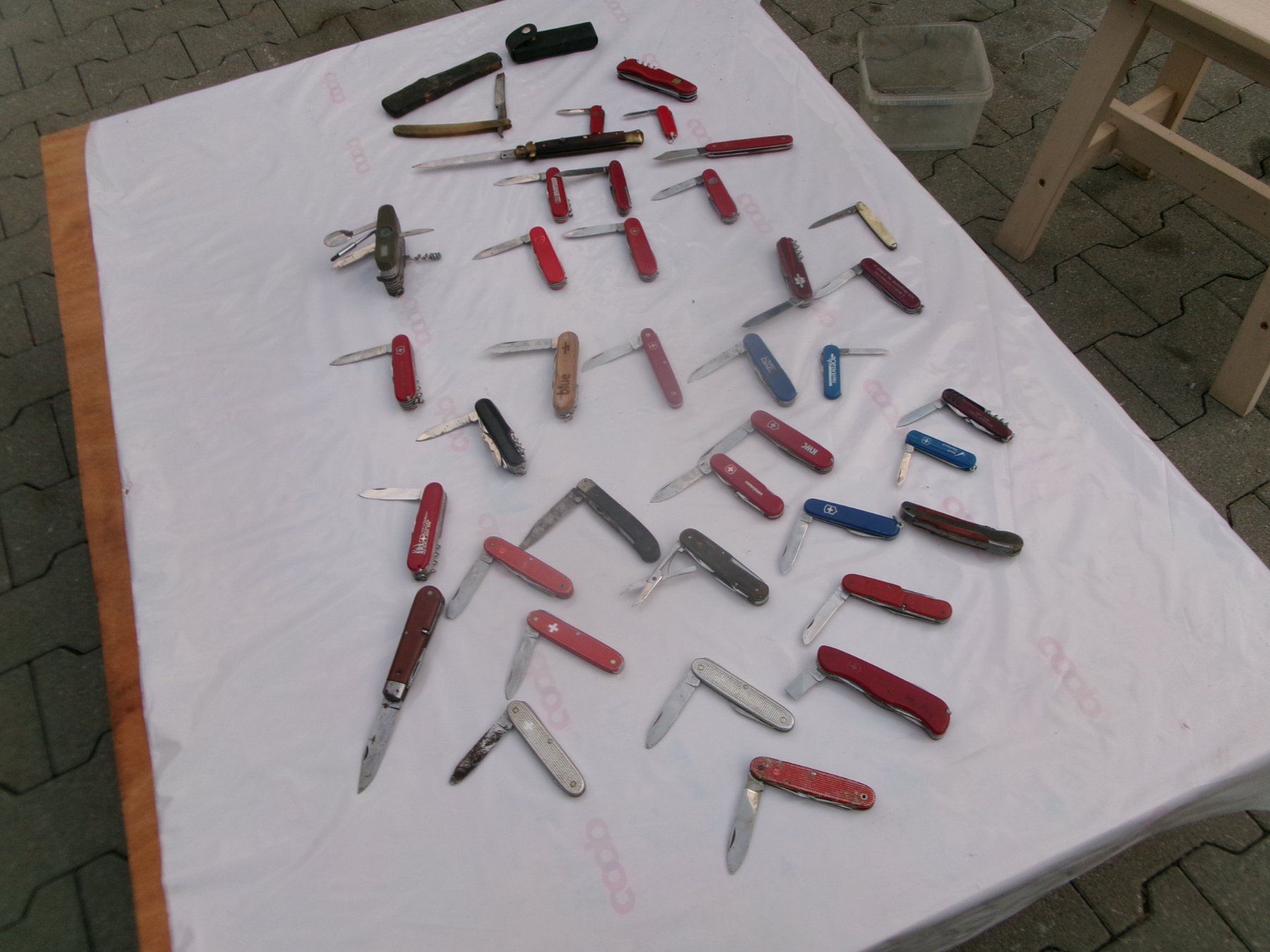 Victorinox Coltelli tascabile: Messer Konvolut verschiedene Marken und Modelle – Difettoso da Eschenbach SG venduto da GM-29 1