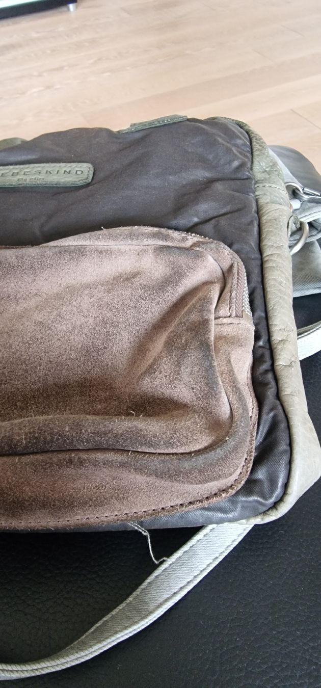 Liebeskind Altro in  Abbigliamento & Accessori: Liebeskind Berlin Tasche, – Usato da Rapperswil BE venduto da Odev 7
