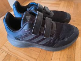Sneaker von Adidas, Gr. 39