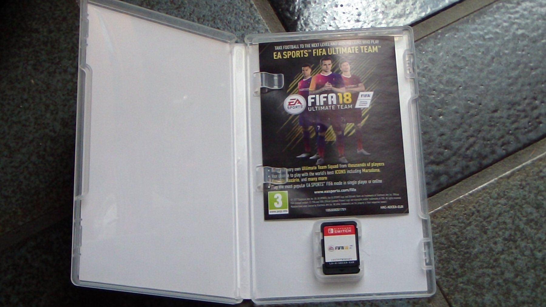 Nintendo Giochi: Jeu FIFA18 switch. Boite  fr/de/it – Usato da Vollèges venduto da Berard0 1