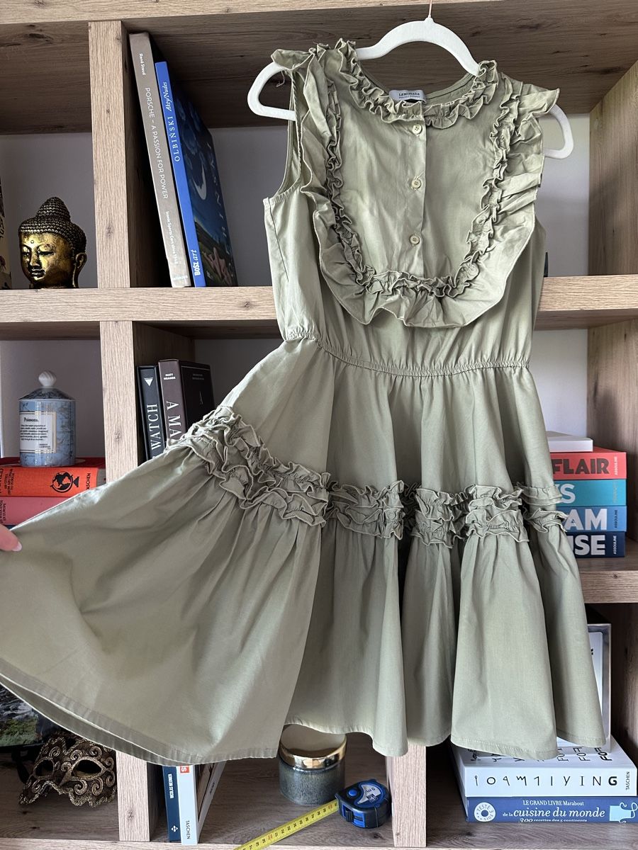 Vestiti: Robe khaki S – Nuovo (secondo la descrizione) da La Croix (Lutry) venduto da secondhandZara 1