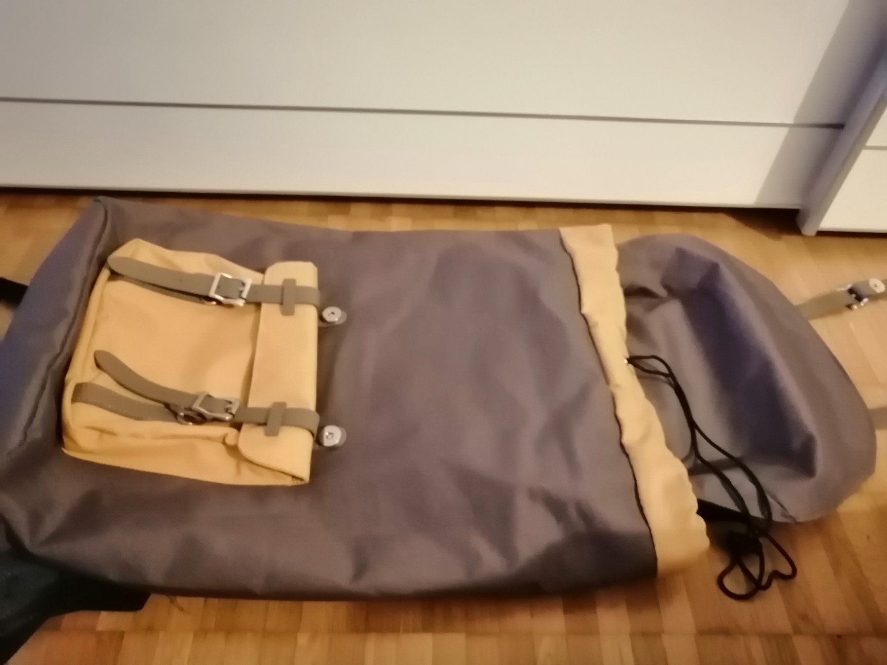 Zaini: Freizeitrucksack senfgelb und braun Unisex – Usato da Uster venduto da zebralino 1