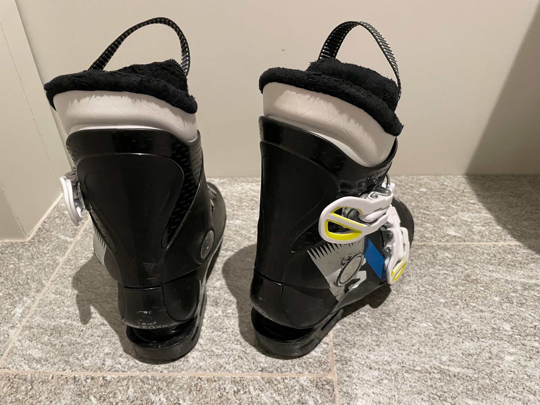 Salomon Scarpe per ragazzi: Kinder Skischuh – Usato da Rubigen venduto da lia_dwd7 1