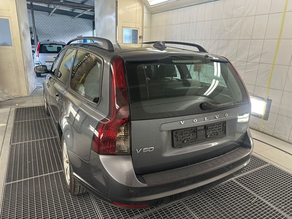 Volvo Automobili: Volvo V50 Kombi 2.0D – Difettoso da Niederlenz venduto da foce92 1