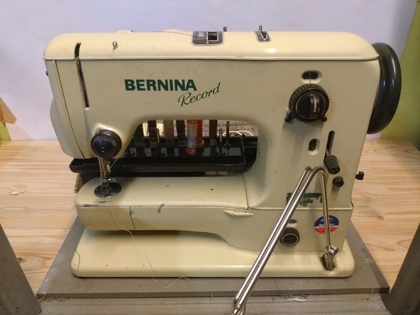 Bernina Nähmaschinen: Machine  BERNINA Record 530 machine  à coudre – Gebraucht aus Farvagny-le-Grand von LaCaverne 5