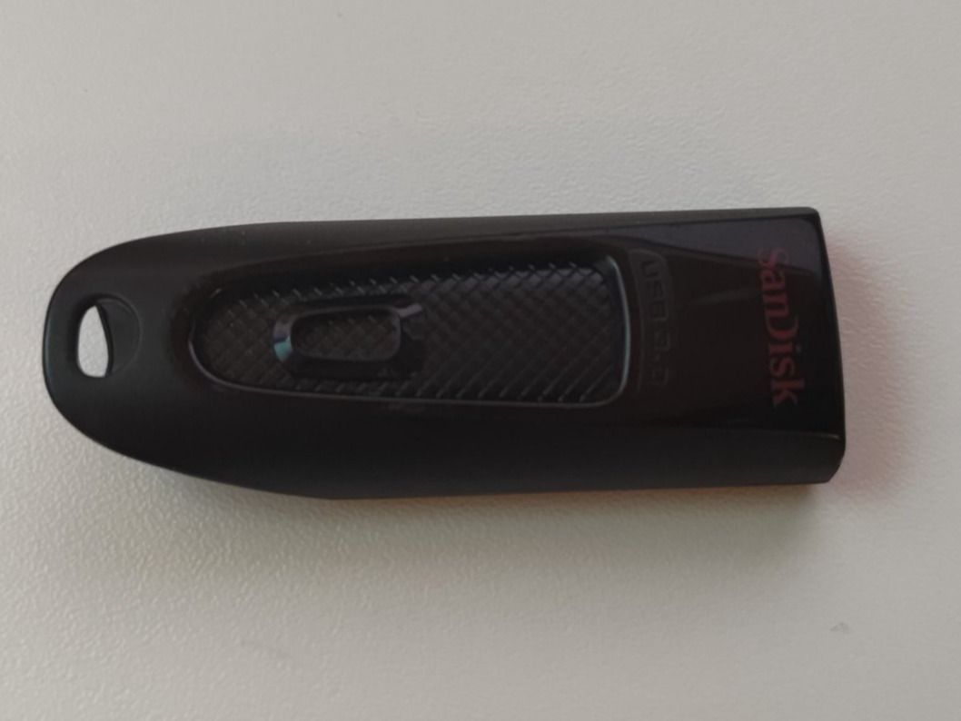 Sandisk Chiavette USB: SanDisk USB-Stick 16GB 3.0 – Usato da Liestal venduto da Kratzilla 1