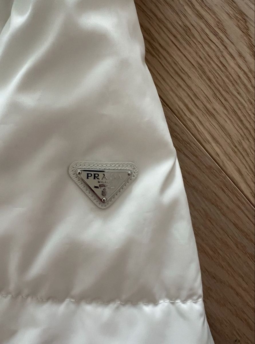 Prada Giacche: *PRADA* Weisse Winterjacke – Usato da Horgen venduto da Christina93Jolina 6