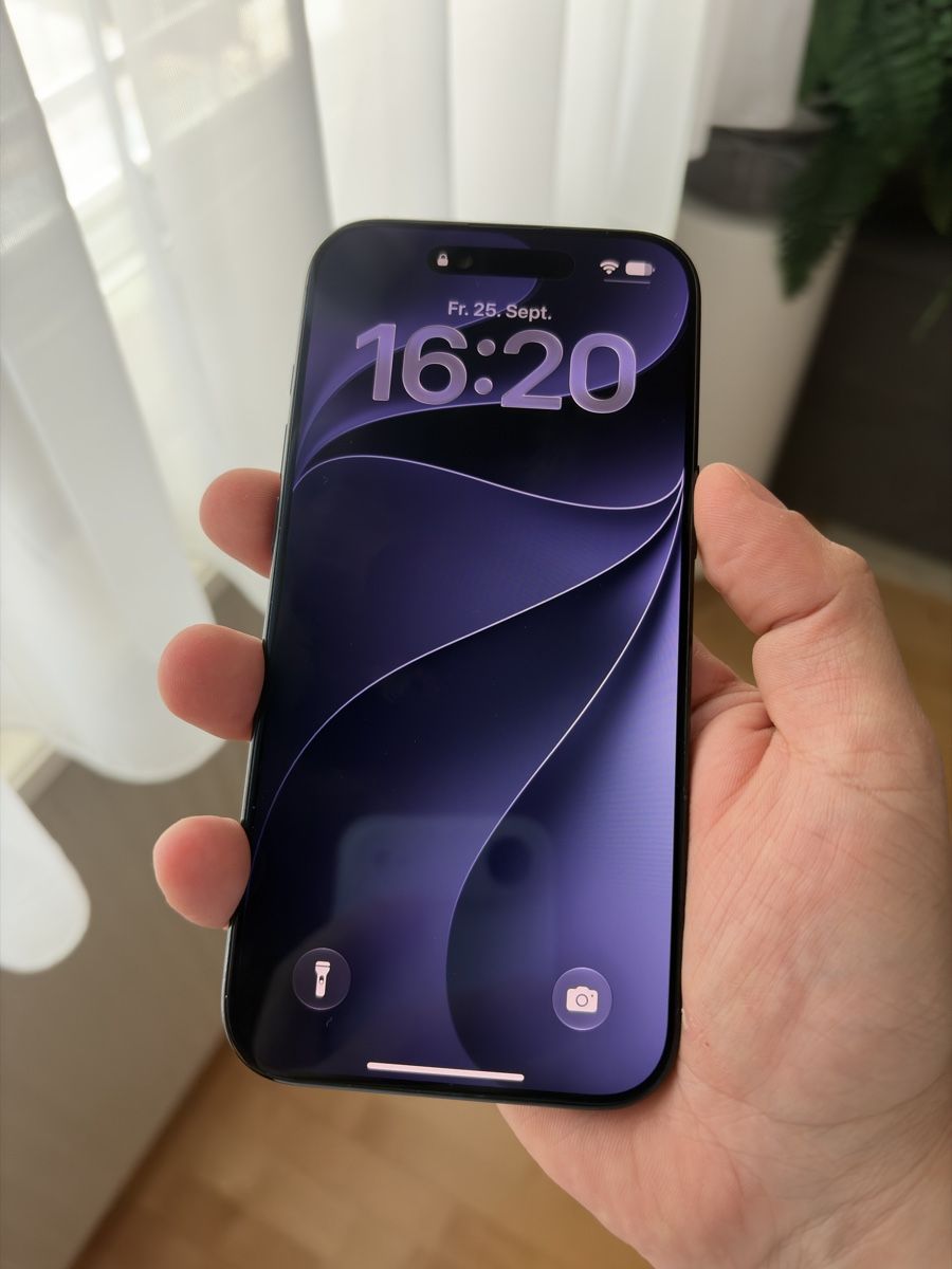 Apple Telefoni cellulari / Smartphones: IPhone Air 256 Gb Schwarz – Usato da Pratteln venduto da rcda 1