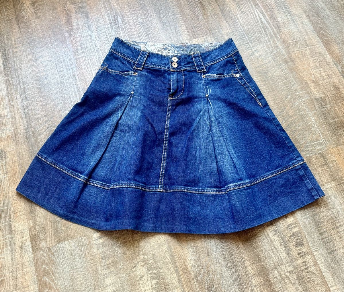 Benetton Gonne: Benetton Damen Jeans Rock Gr. S / 36 – Usato da Lachen SZ venduto da zsucard