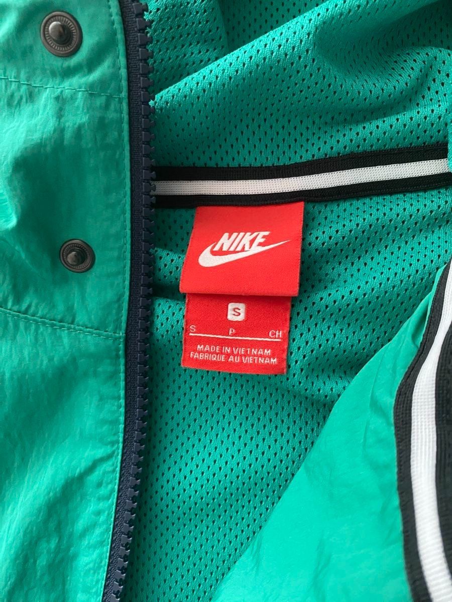Nike Jacken: Nike Trainingsjacke 1/2 Zip (S) – Neu (gemäss Beschreibung) aus Lausanne von martha_ 3
