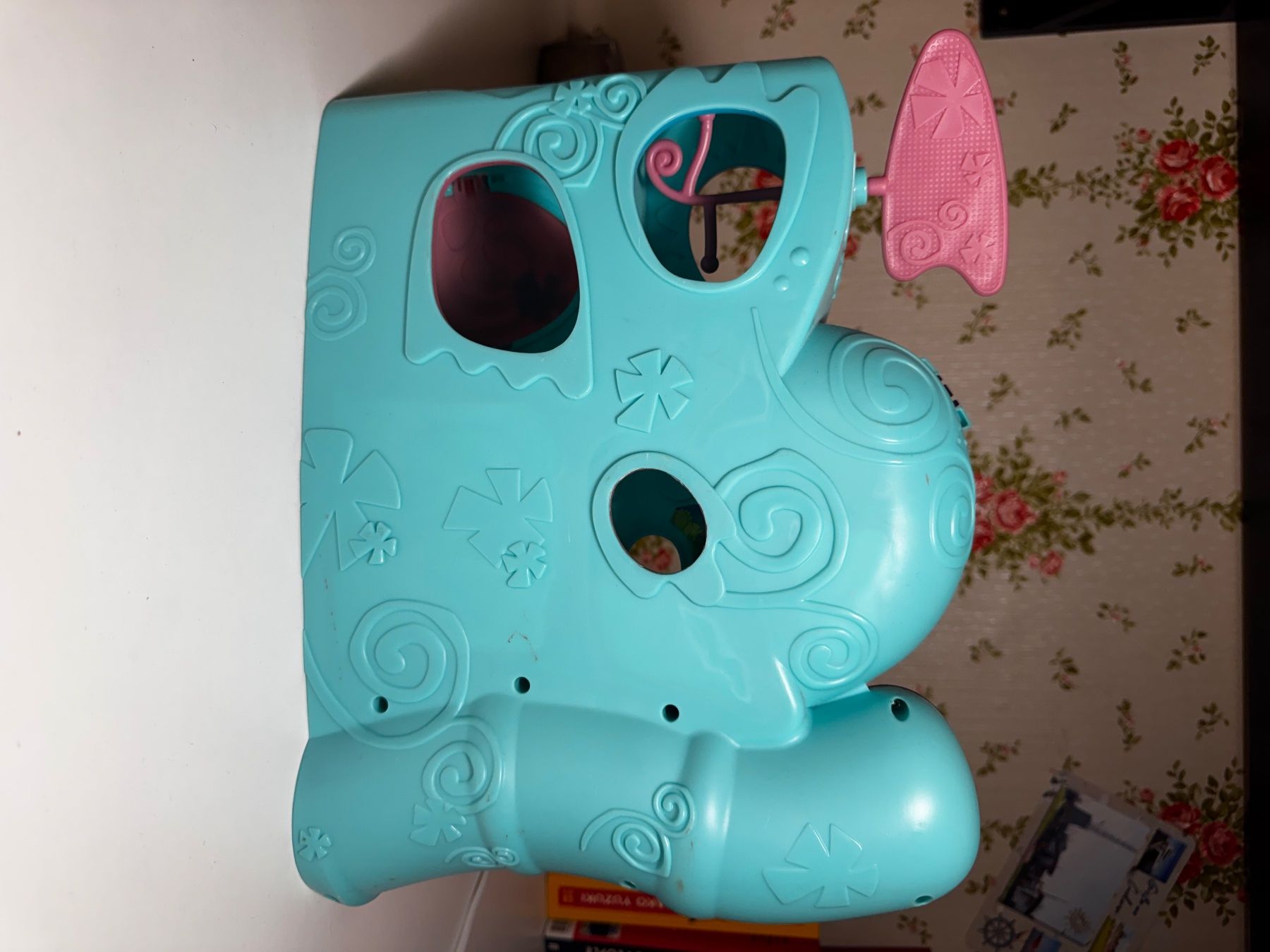 Littlest Pet Shop Giocattoli: Littlest Pet Shop Haus blau/pink – Usato da Zug venduto da HarryholschonmaldenW 3