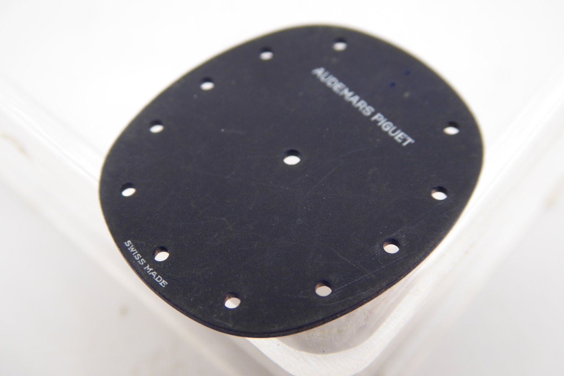 Audemars Piguet Orologi: Audemars Piguet damaged dial – Nuovo (secondo la descrizione) da Geneve venduto da adr_xk6n 2
