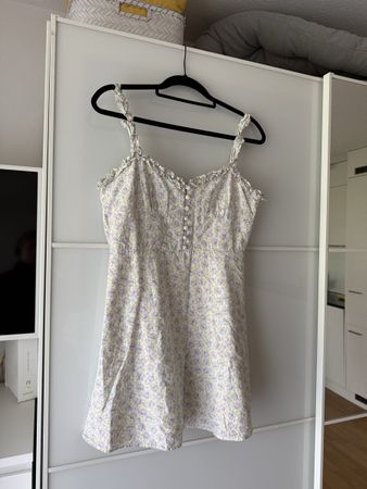 Zara Kleid Gr. L