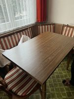 Kücheneckbank mit Ausziehtisch, komplett